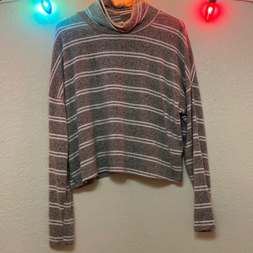 Womens Caution to the Wind grey and white cowl neck sweater, size small